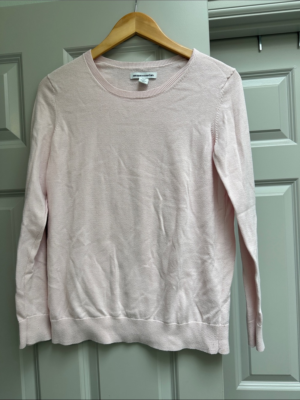 Amazon Essentials Pale Pink Lightweight Crewneck Sweater